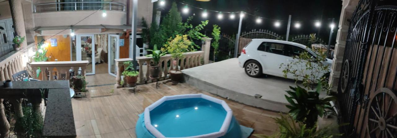 Hotel Villa Alexander Skopje Bagian luar foto