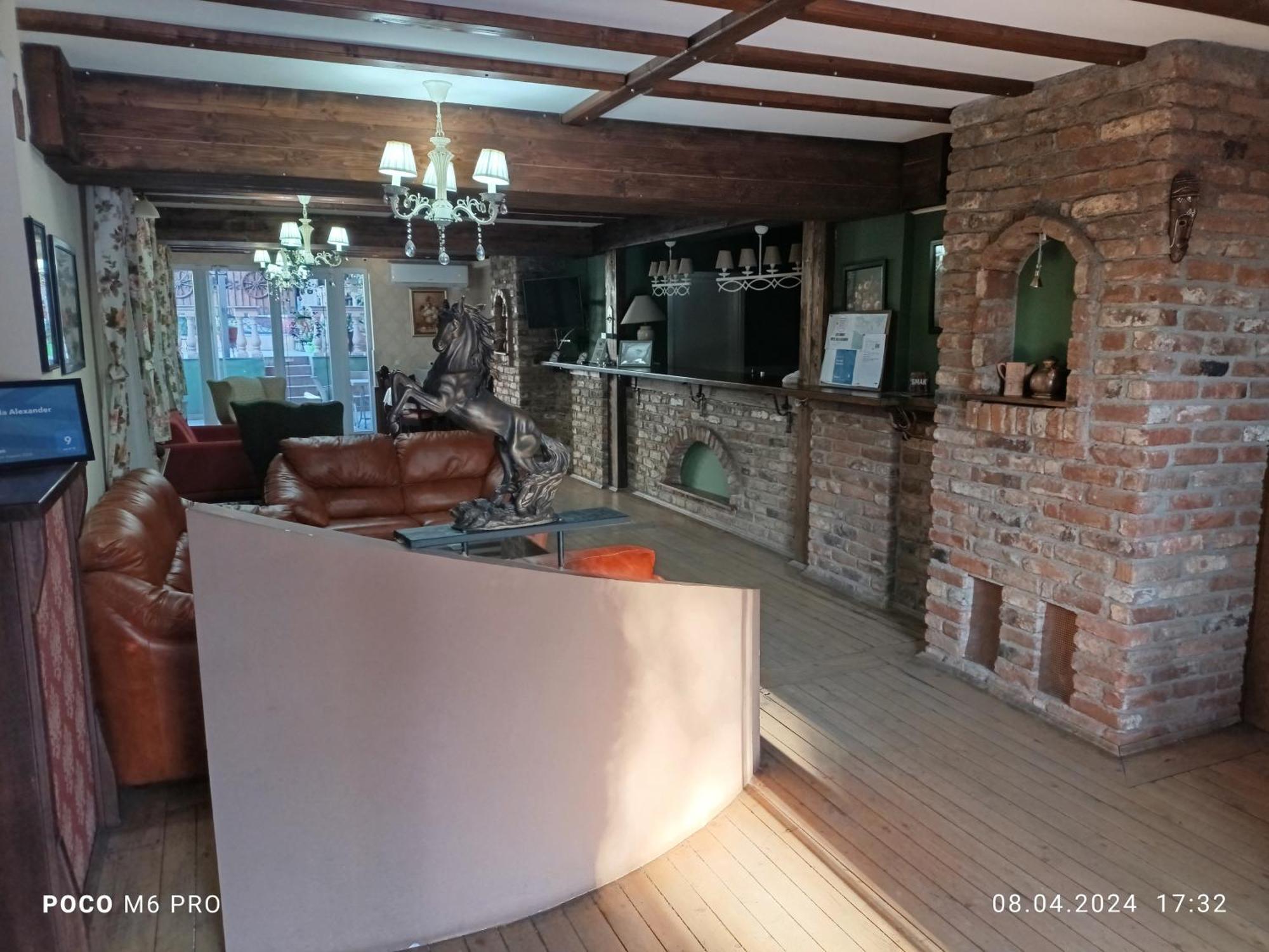Hotel Villa Alexander Skopje Bagian luar foto